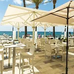Modern 1 Bedroom Apartment , Centre, 250M Beach Iberest